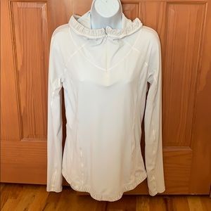 Lululemon swifty long sleeve Crew.